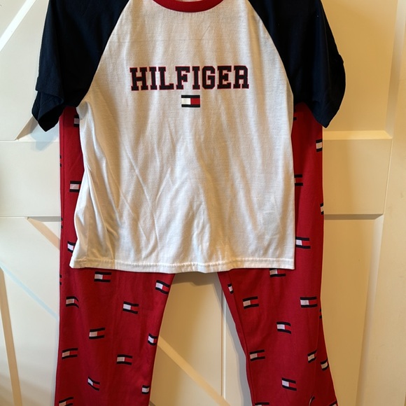 Boys pajama set size L12/14 - Picture 3 of 3
